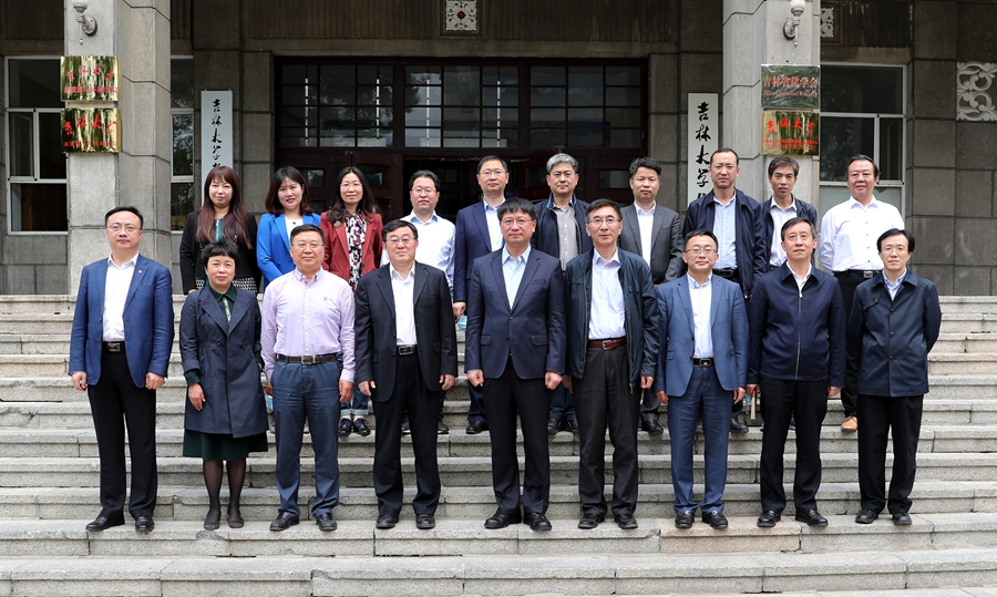 校长张希赴国产无码
调研